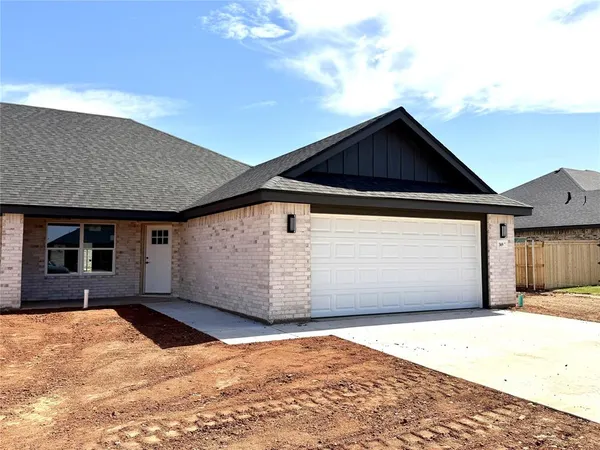 $2,950 | 369 Kristi Path, Abilene, TX 79602