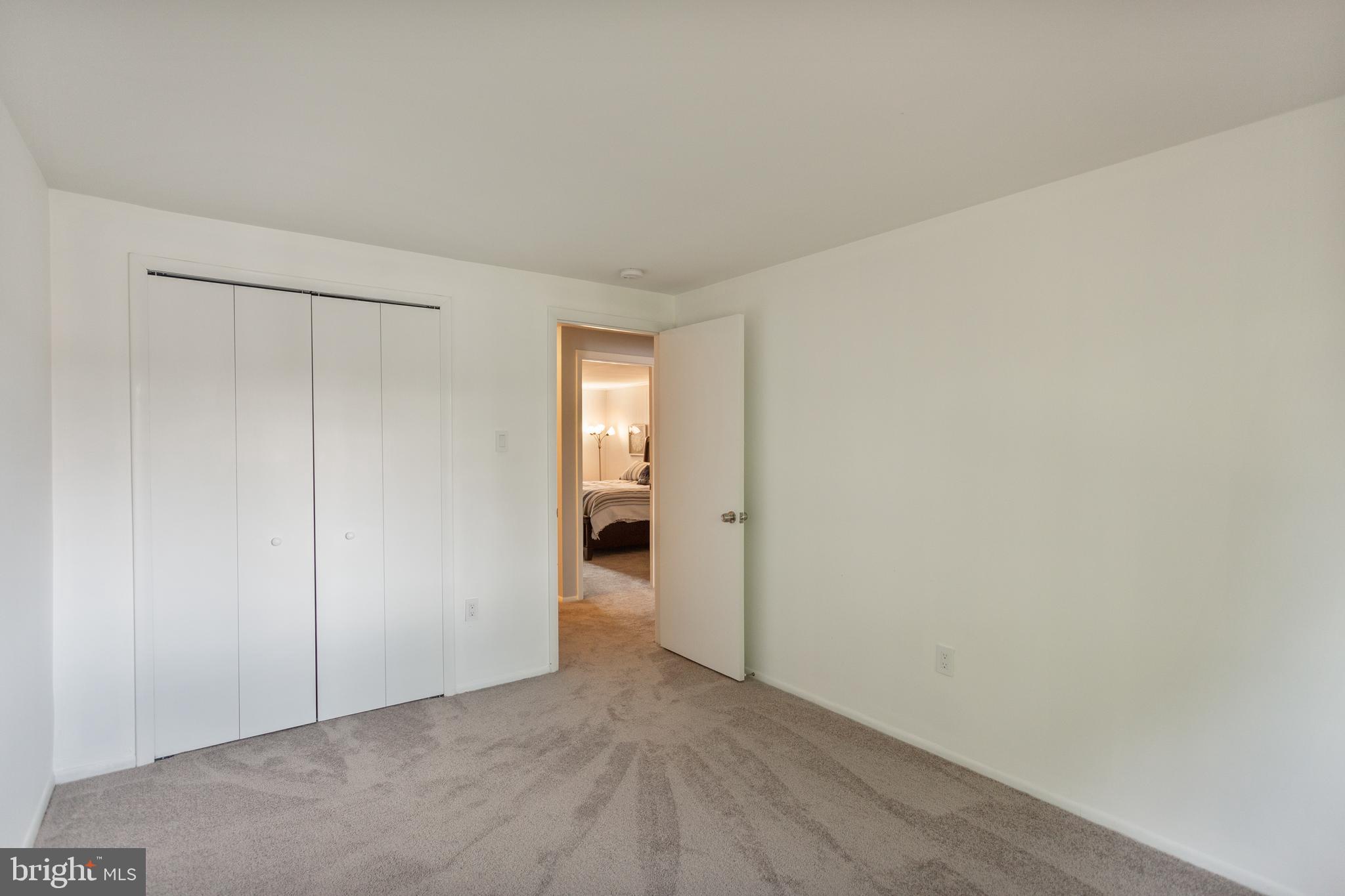 209 North Cottage Road Sterling, VA 20164 - Photo 22 of 37 Gallery Image 22