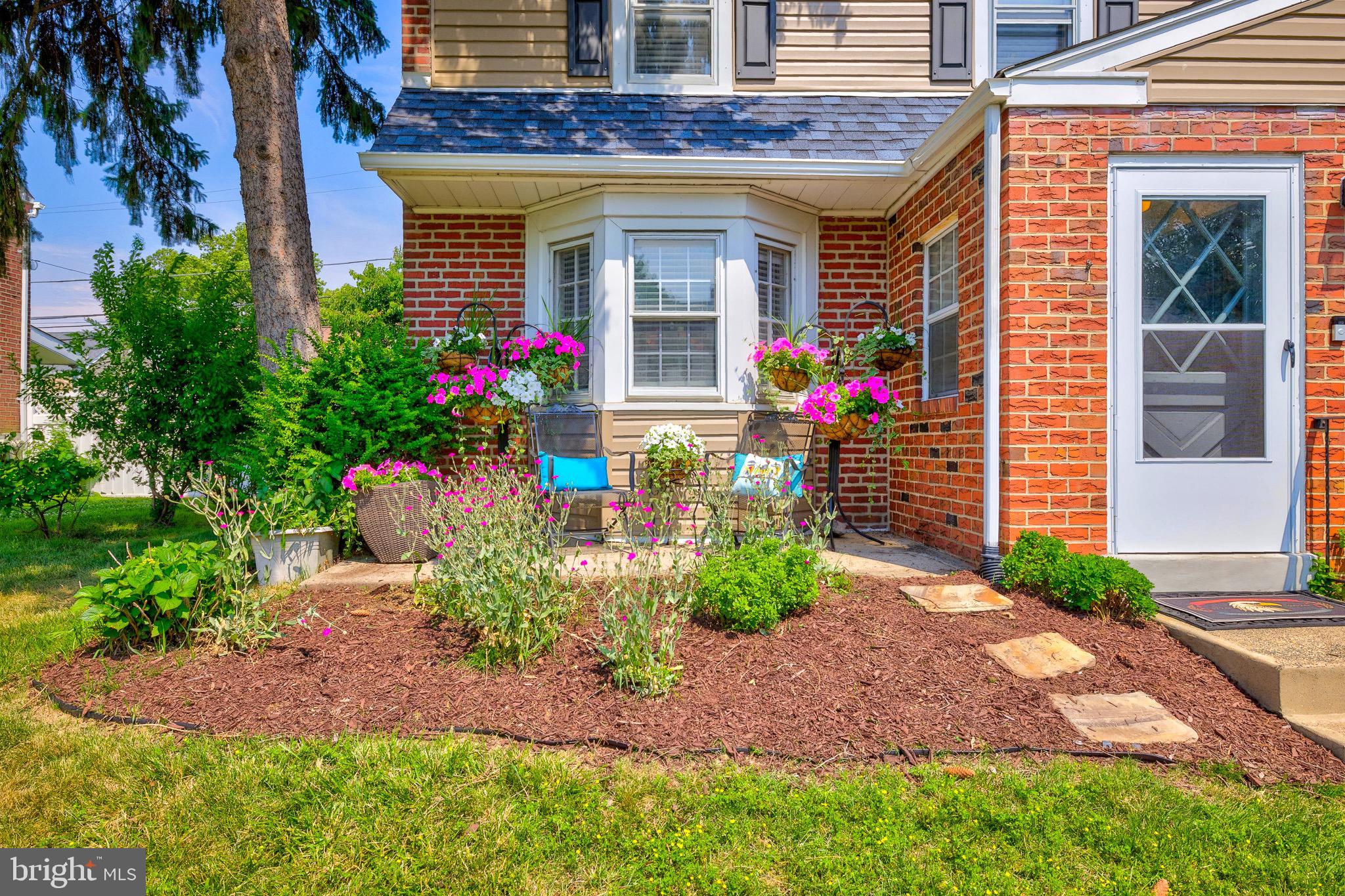 560 Holmes Road Morton, PA 19070 - Photo 2 of 42