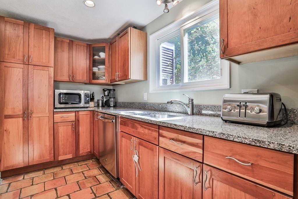 8 Shaker Road Harvard, MA 01451 - Photo 13 of 33