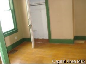 1025 South 12th Street Springfield, IL 62703 - Photo 5 of 12