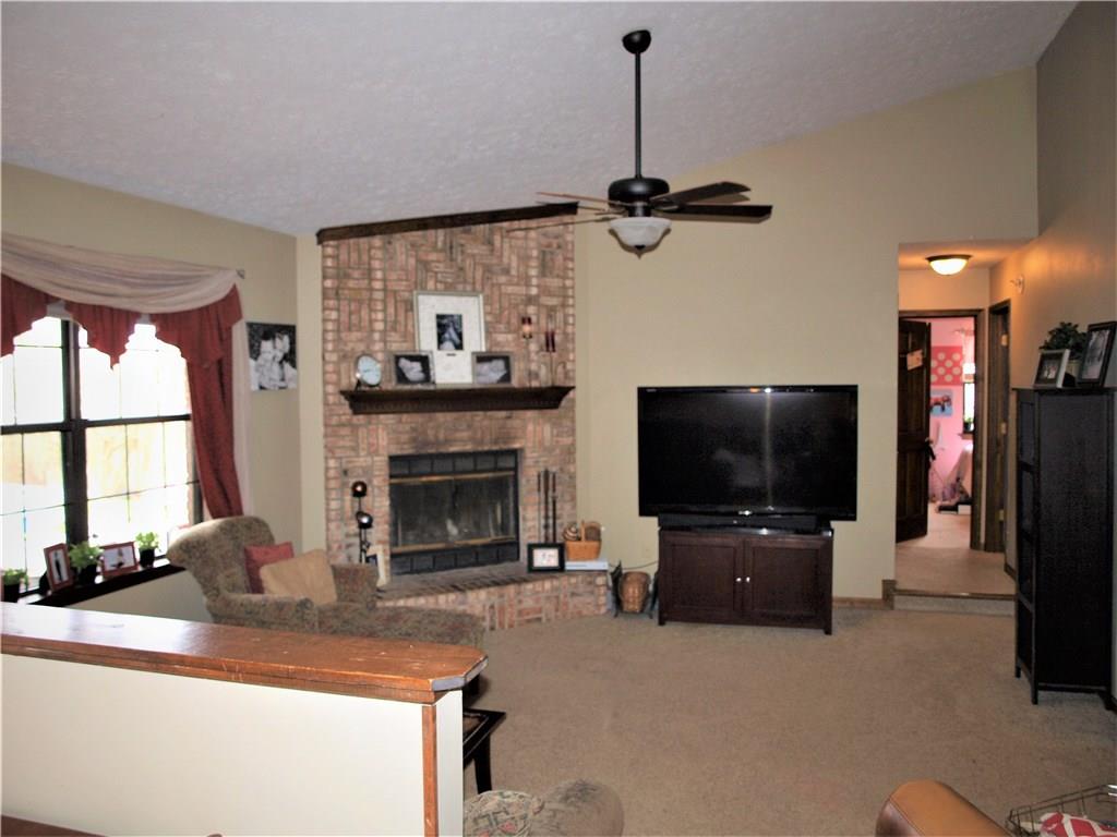 7846 5 Points Road Indianapolis, IN 46259 - Photo 6 of 15 Gallery Image 6