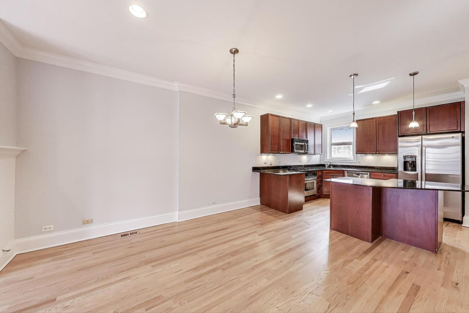 935 West Dakin Street, Unit 2E Chicago, IL 60613 - Photo 3 of 15