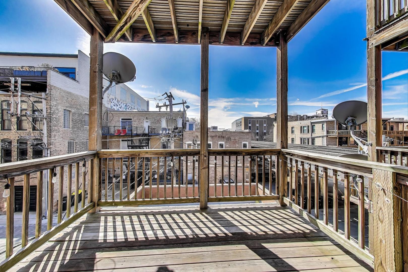 935 West Dakin Street, Unit 2E Chicago, IL 60613 - Photo 10 of 15