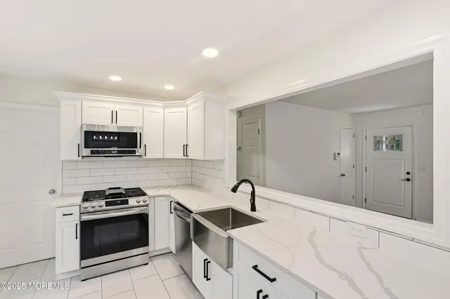 $529,000 | 625 Commonwealth Boulevard, Toms River, NJ 08757