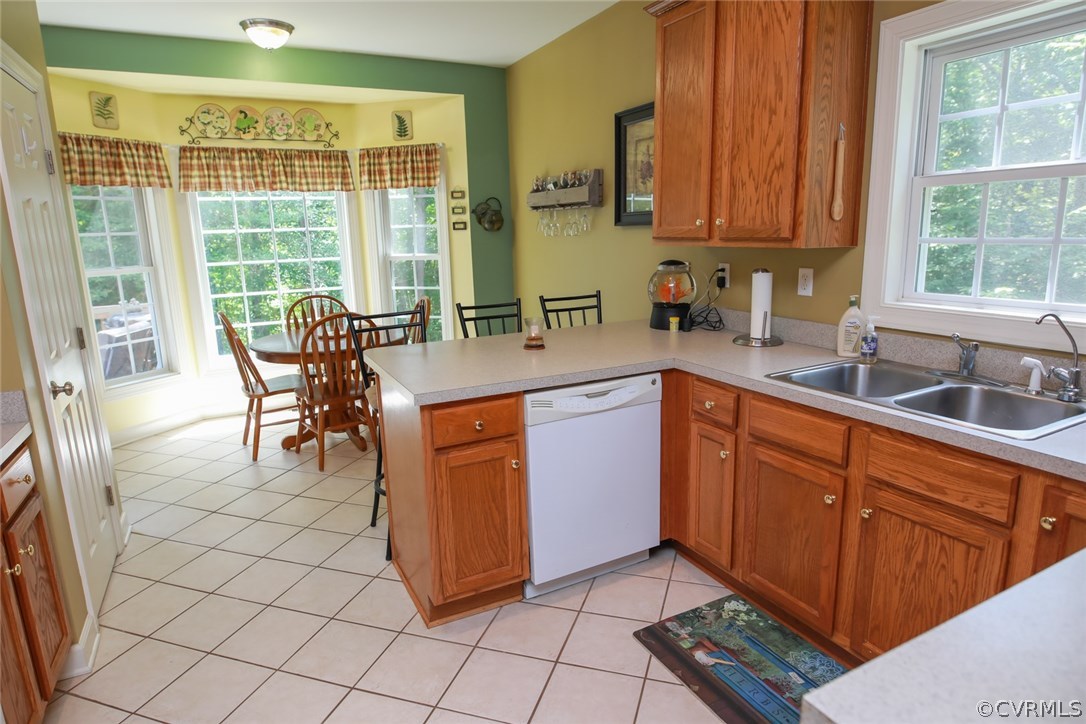 8970 Croaker Road Williamsburg, VA 23188 - Photo 10 of 40 Gallery Image 10