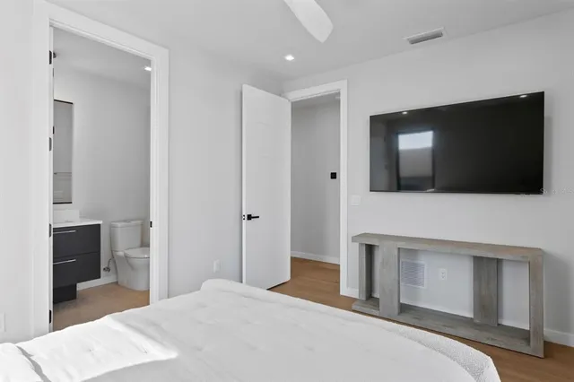 $13,900,000 | 304 Gulf Boulevard, Indian Rocks Beach, FL 33785