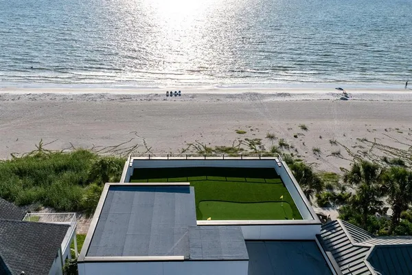 $12,900,000 | 304 Gulf Boulevard, Indian Rocks Beach, FL 33785