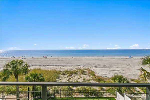 $12,900,000 | 304 Gulf Boulevard, Indian Rocks Beach, FL 33785