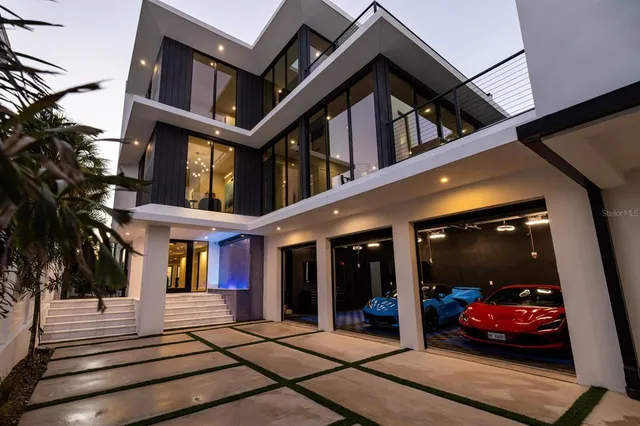 $13,900,000 | 304 Gulf Boulevard, Indian Rocks Beach, FL 33785