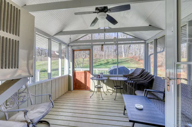 $495,000 | 17 Homer Place, Poughkeepsie, NY 12603