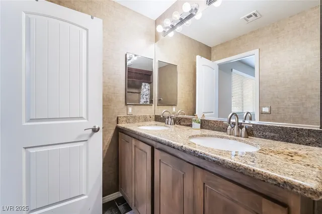 $2,550 | 10953 Toscano Gardens Street, Las Vegas, NV 89141