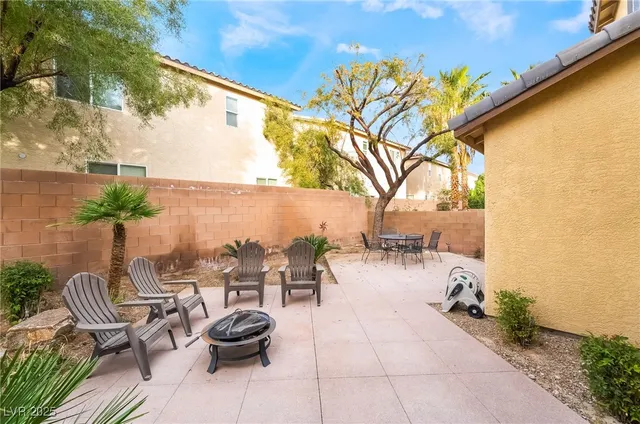 $2,550 | 10953 Toscano Gardens Street, Las Vegas, NV 89141