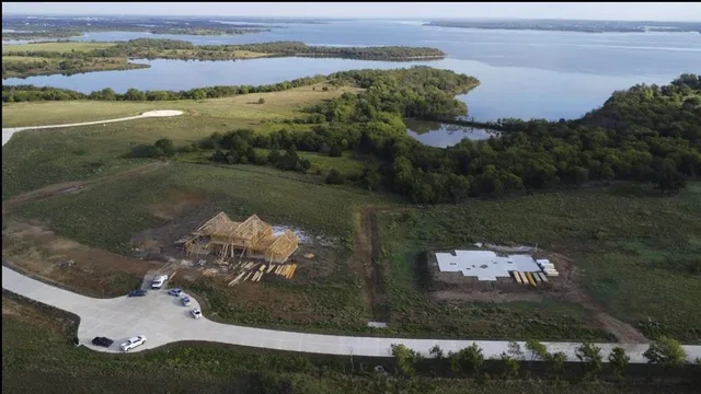 $595,000 | 921 Waters Edge Drive, Sanger, TX 76266