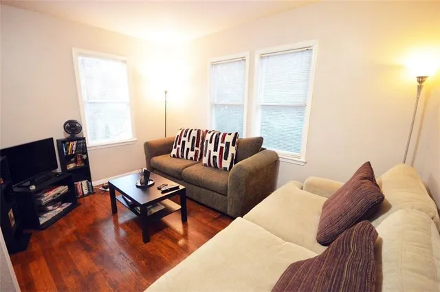 $2,700 | 907 East 38th Street, Unit B, Austin, TX 78705