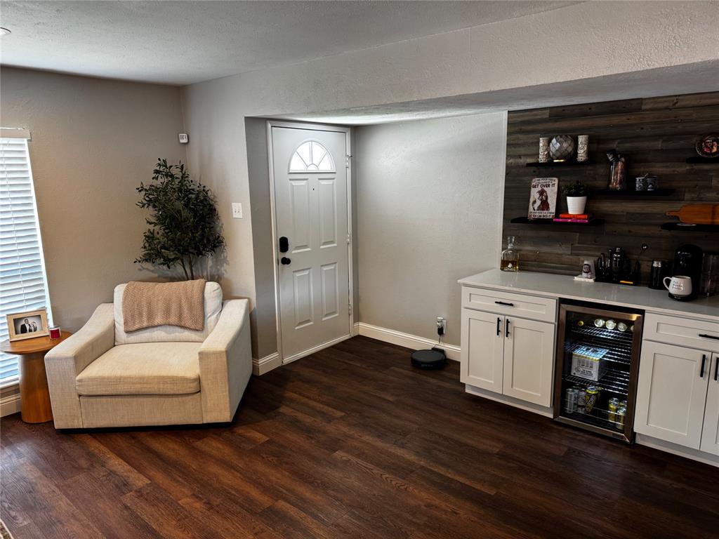 1029 Cross Bend Road Plano, TX 75023 - Photo 11 of 33