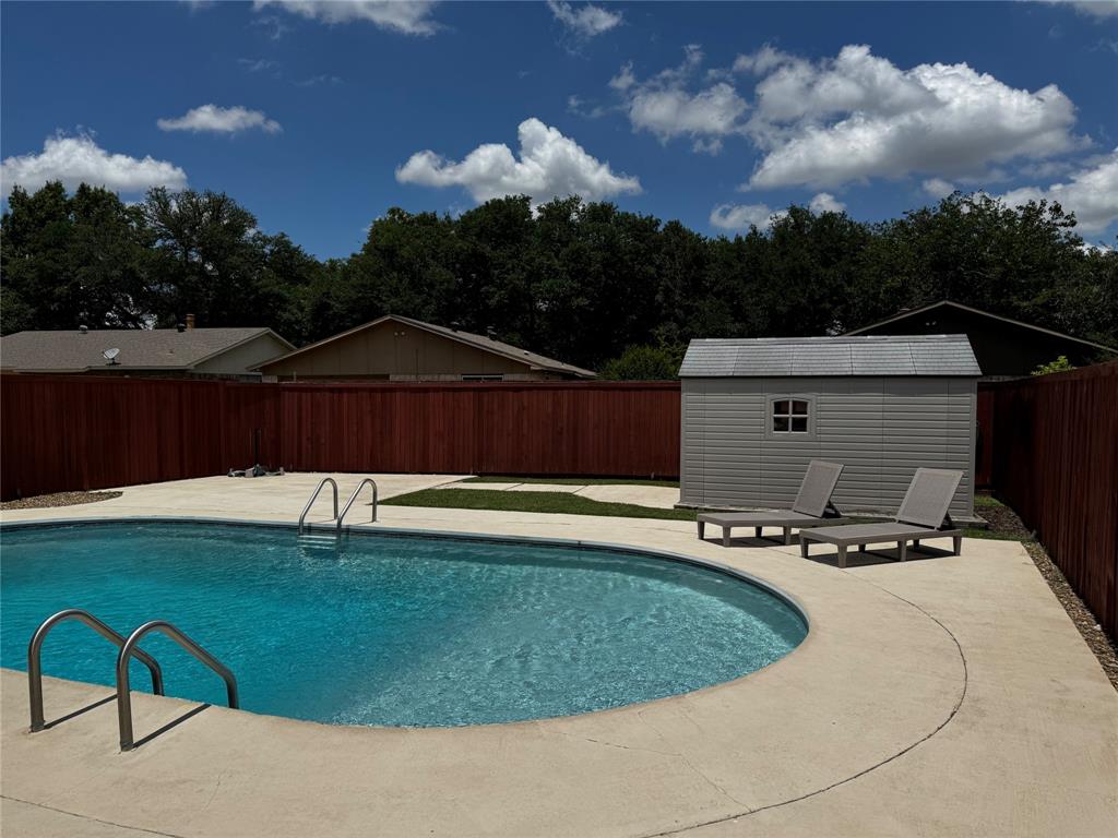 1029 Cross Bend Road Plano, TX 75023 - Photo 26 of 33