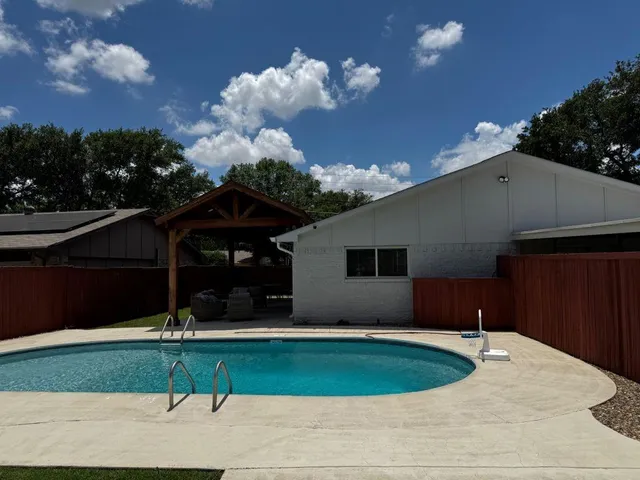 $425,999 | 1029 Cross Bend Road, Plano, TX 75023