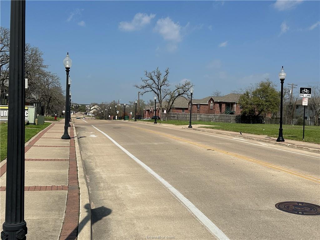 4005 College Main Street Bryan, TX 77801 - Photo 4 of 18 a view of a basketball court