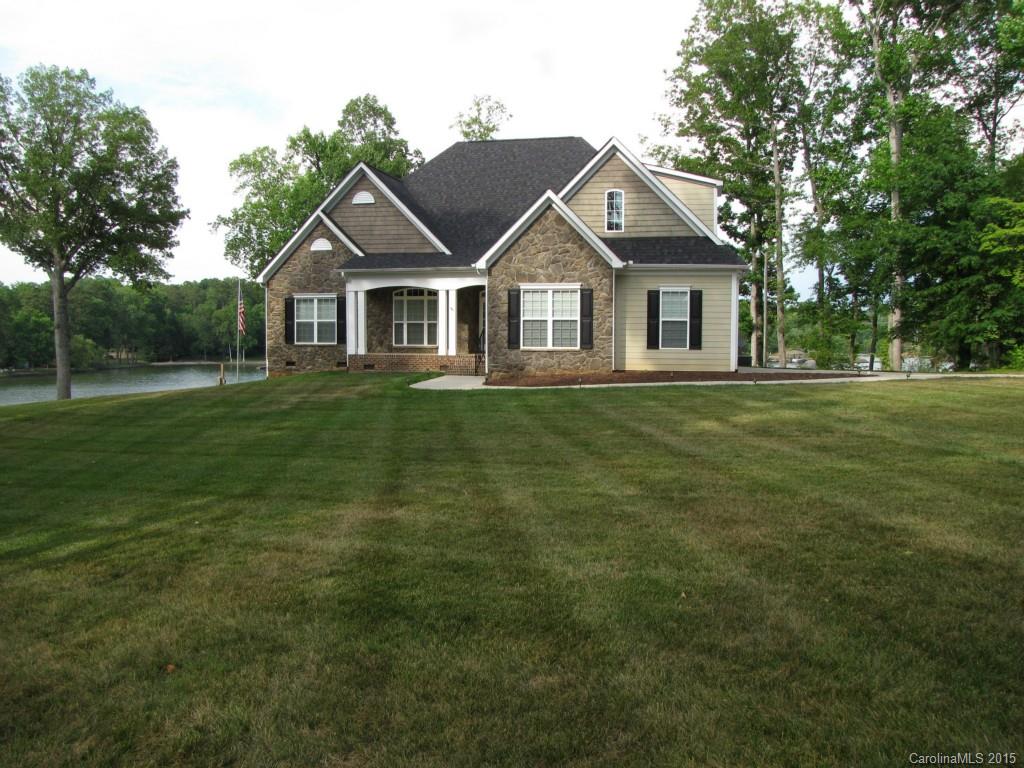 5618 Creole Road Lake Wylie, SC 29710 - Photo 2 of 24