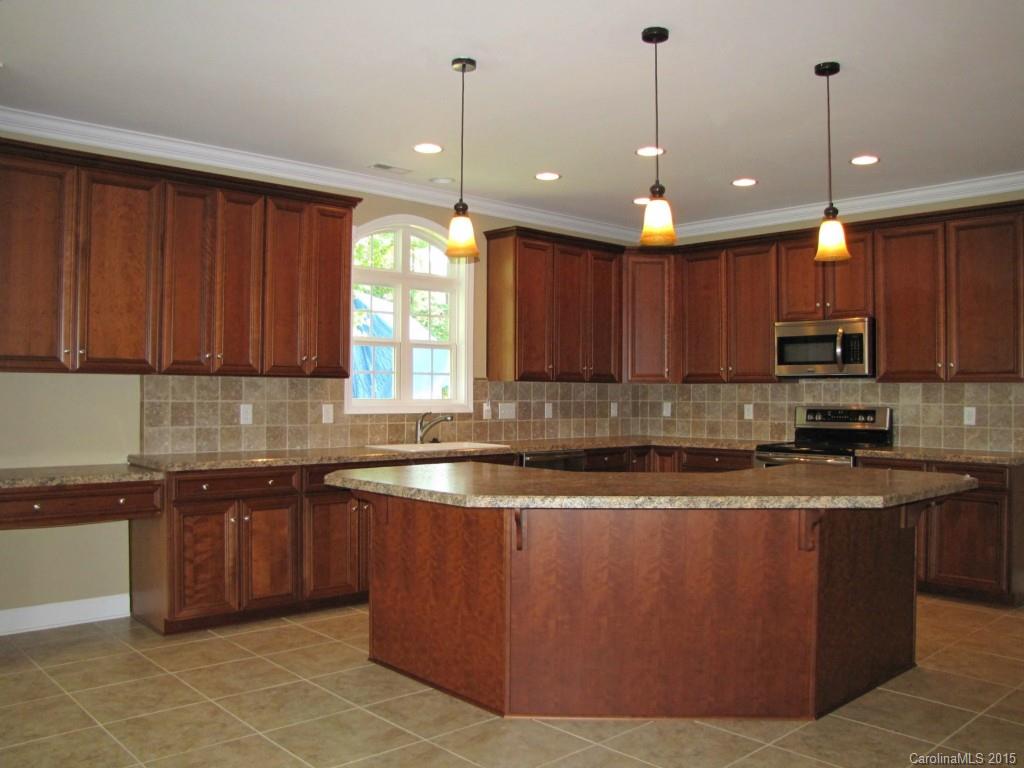5618 Creole Road Lake Wylie, SC 29710 - Photo 7 of 24