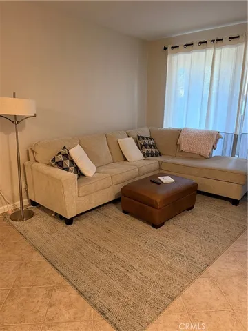 $2,550 | 107 Gallery, Tustin, CA 92782