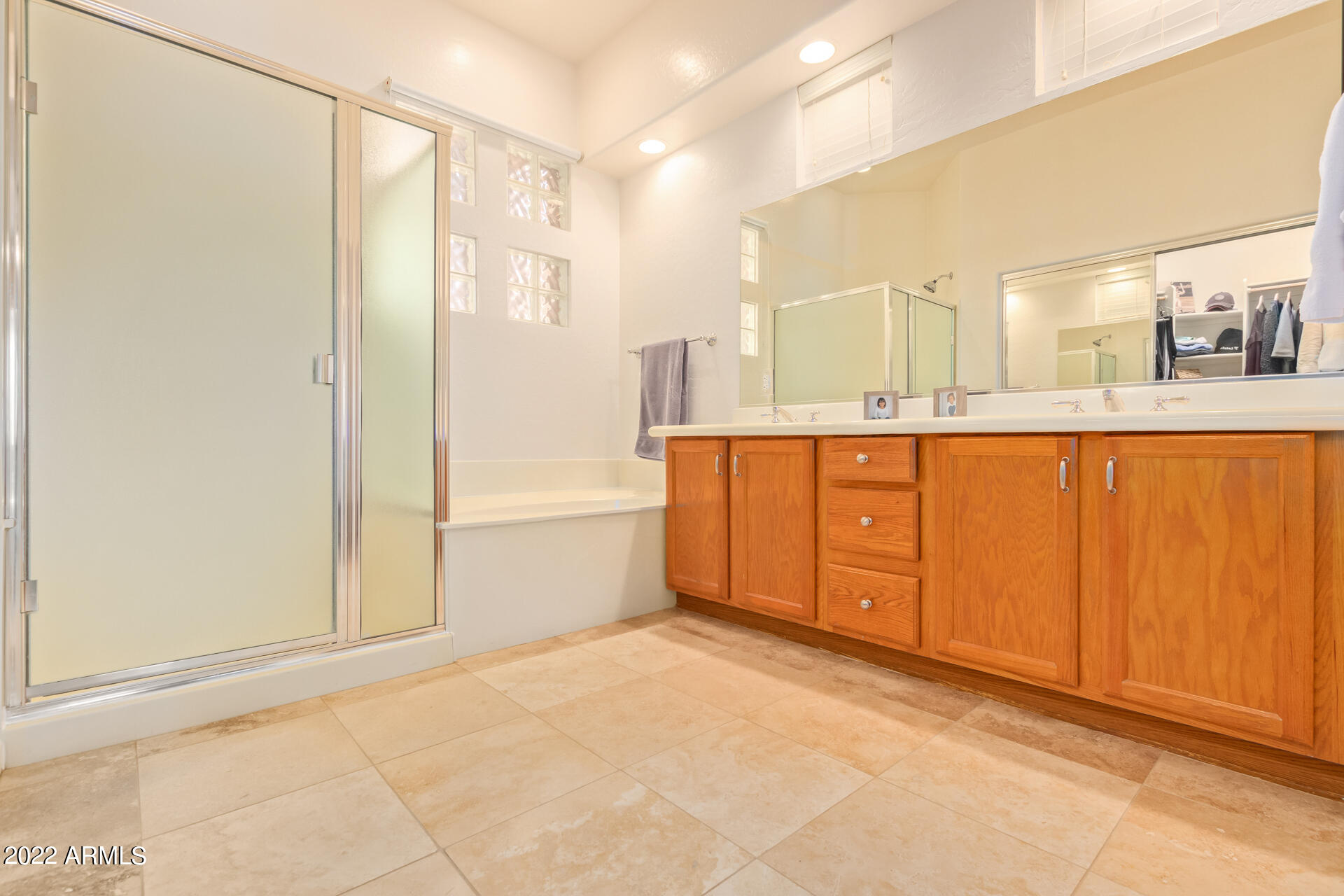 3903 East Carson Road Phoenix, AZ 85042 - Photo 16 of 34 0017-16 - Carson