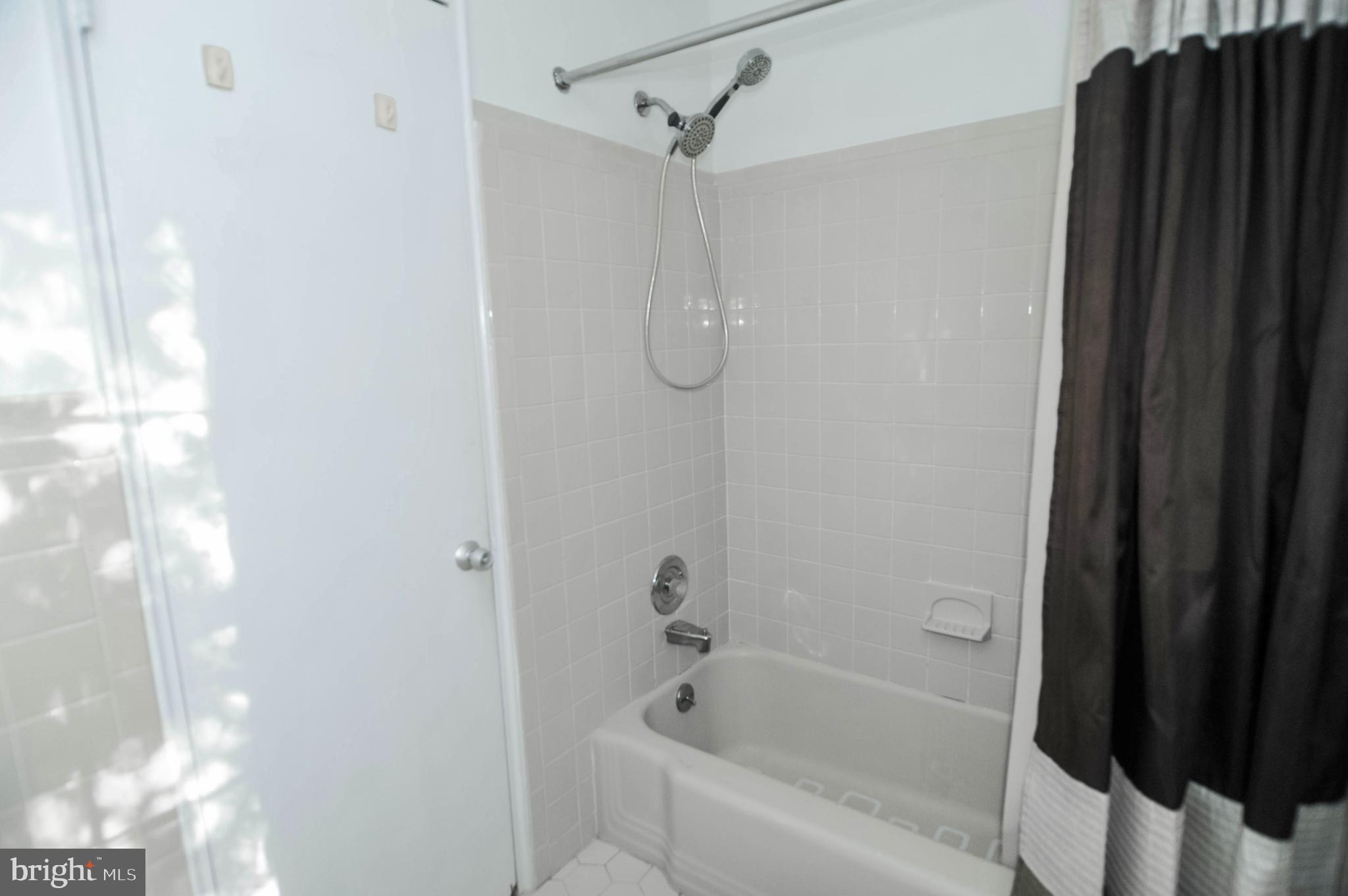 383 Lakeside Road, Unit 107 Ardmore, PA 19003 - Photo 8 of 14 Gallery Image 8