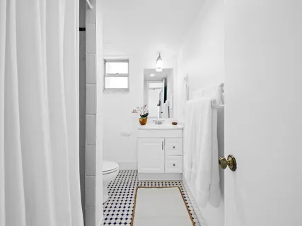 $545,000 | 2101 South Ocean Drive, Unit 801, Hollywood, FL 33019