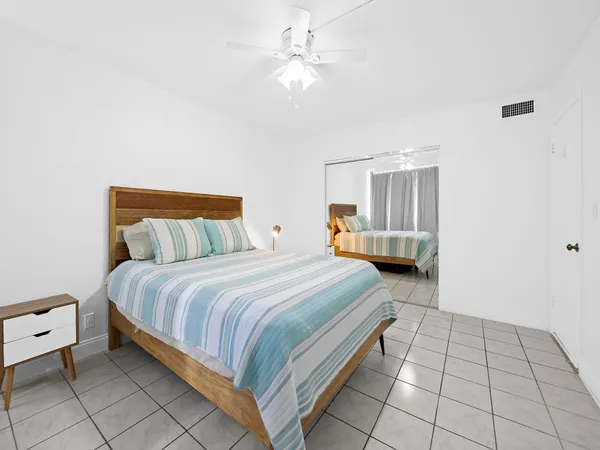 $545,000 | 2101 South Ocean Drive, Unit 801, Hollywood, FL 33019