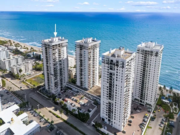 $545,000 | 2101 South Ocean Drive, Unit 801, Hollywood, FL 33019