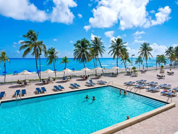 $545,000 | 2101 South Ocean Drive, Unit 801, Hollywood, FL 33019