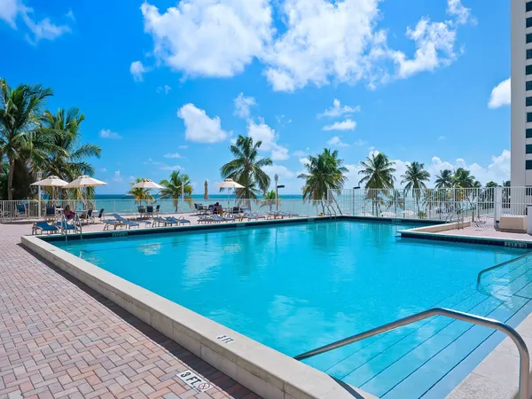 $545,000 | 2101 South Ocean Drive, Unit 801, Hollywood, FL 33019