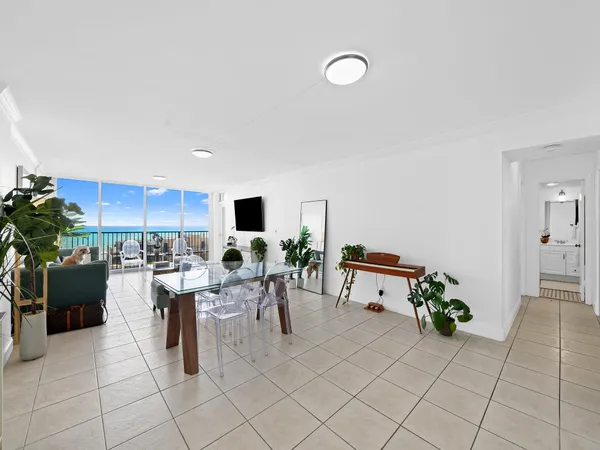 $545,000 | 2101 South Ocean Drive, Unit 801, Hollywood, FL 33019