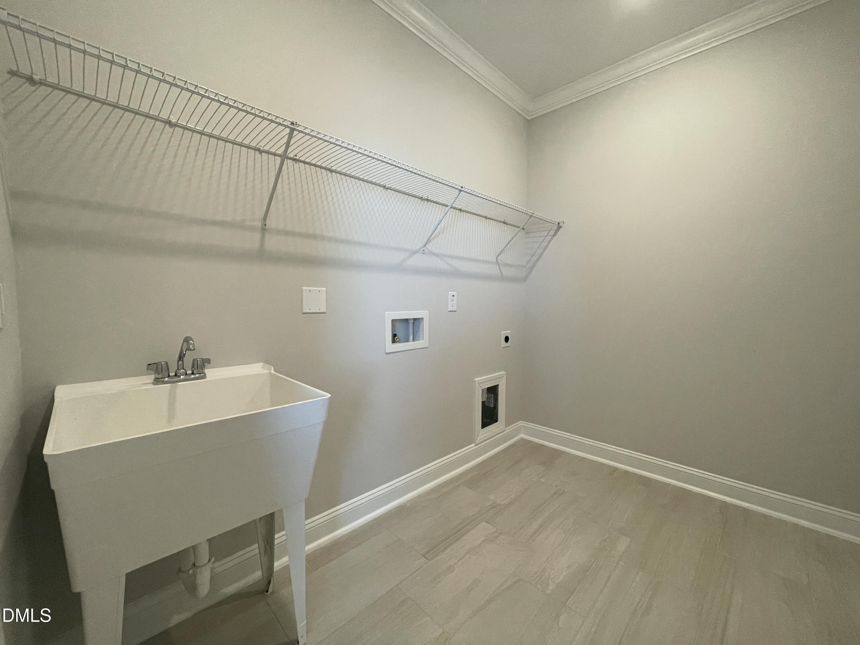 152 Baymouth Lane Raleigh, NC 27610 - Photo 29 of 34 a bathroom with a sink and vanity