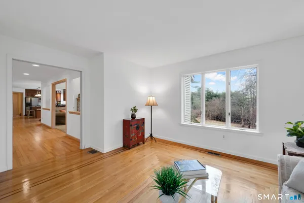 $659,900 | 24 Thompson Hill Road, Canton, CT 06019