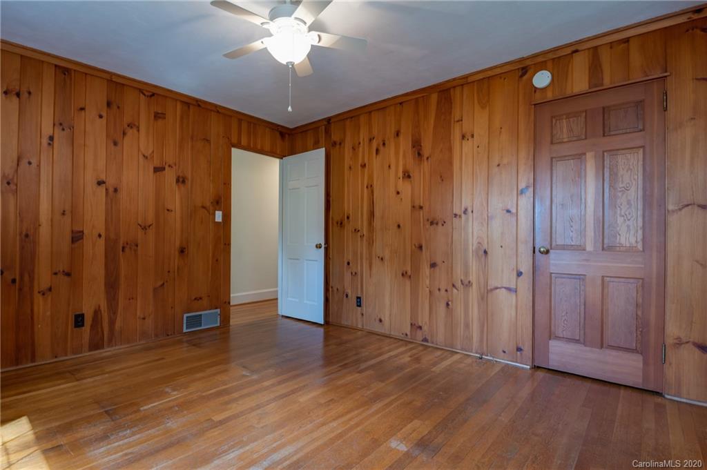 300 Doubleday Road Tryon, NC 28782 - Photo 28 of 38 a view of a hallway with wooden floor and closet area