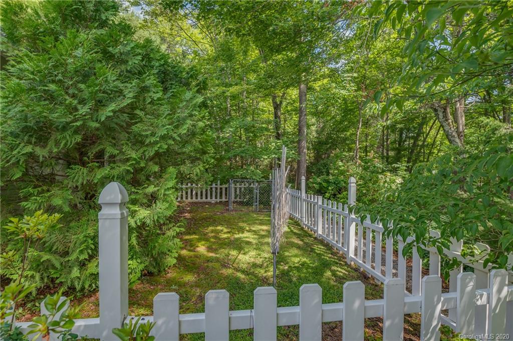 300 Doubleday Road Tryon, NC 28782 - Photo 37 of 38 a view of balcony with green garden