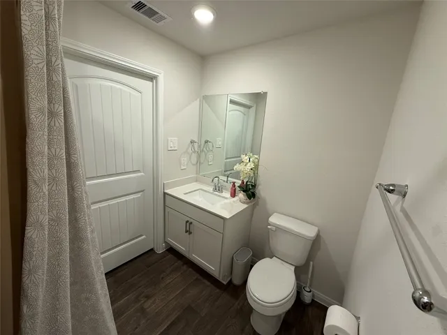 $1,899 | 300 Belmont Place, Lockhart, TX 78644