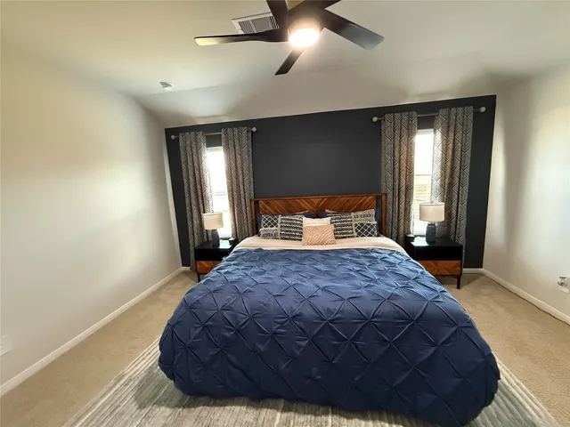 $1,899 | 300 Belmont Place, Lockhart, TX 78644