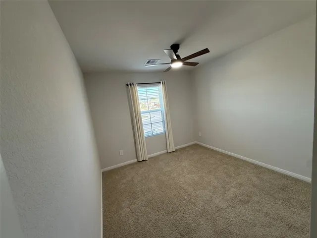 $1,899 | 300 Belmont Place, Lockhart, TX 78644