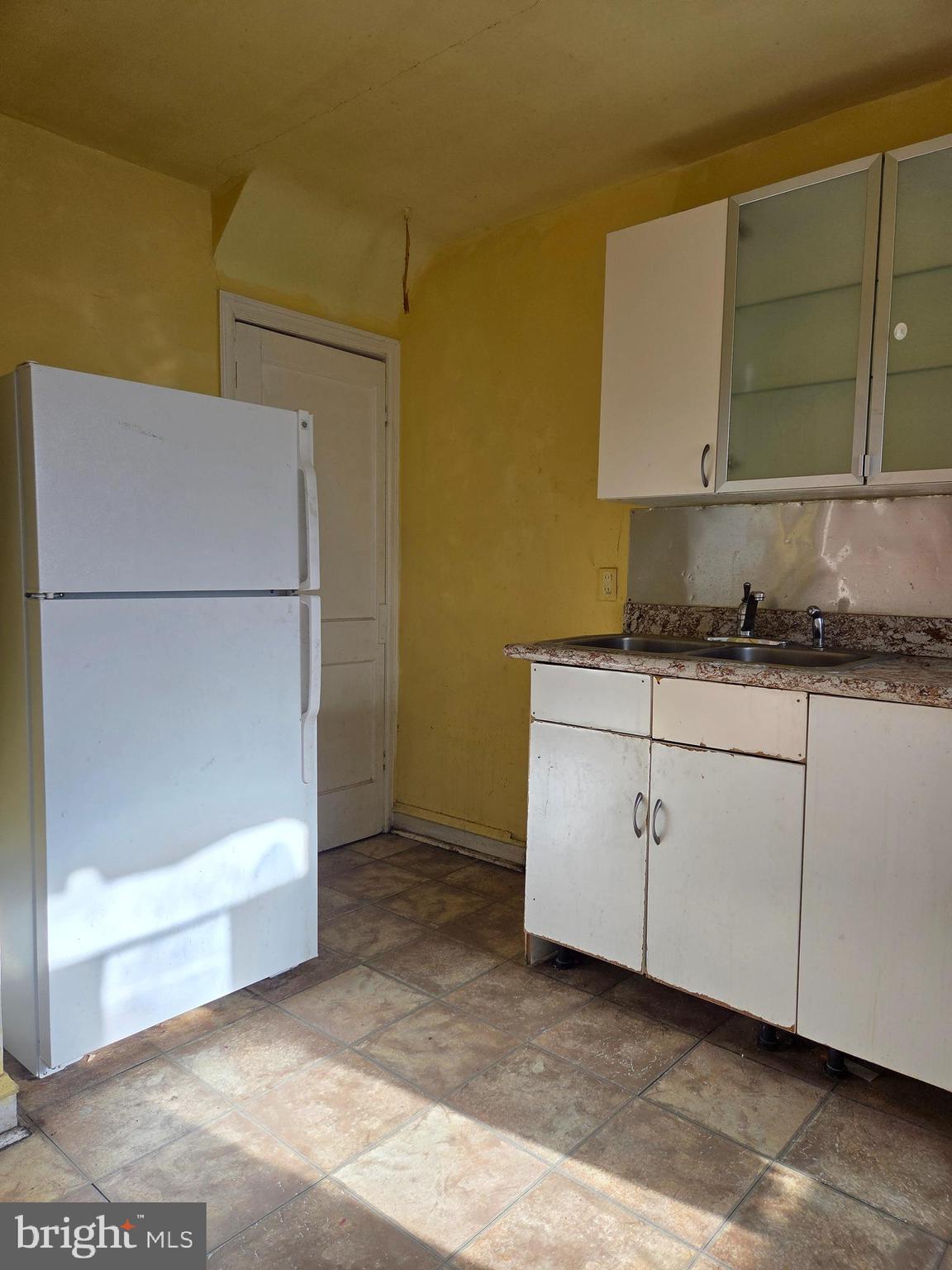 2912 Passmore Street Philadelphia, PA 19149 - Photo 7 of 13