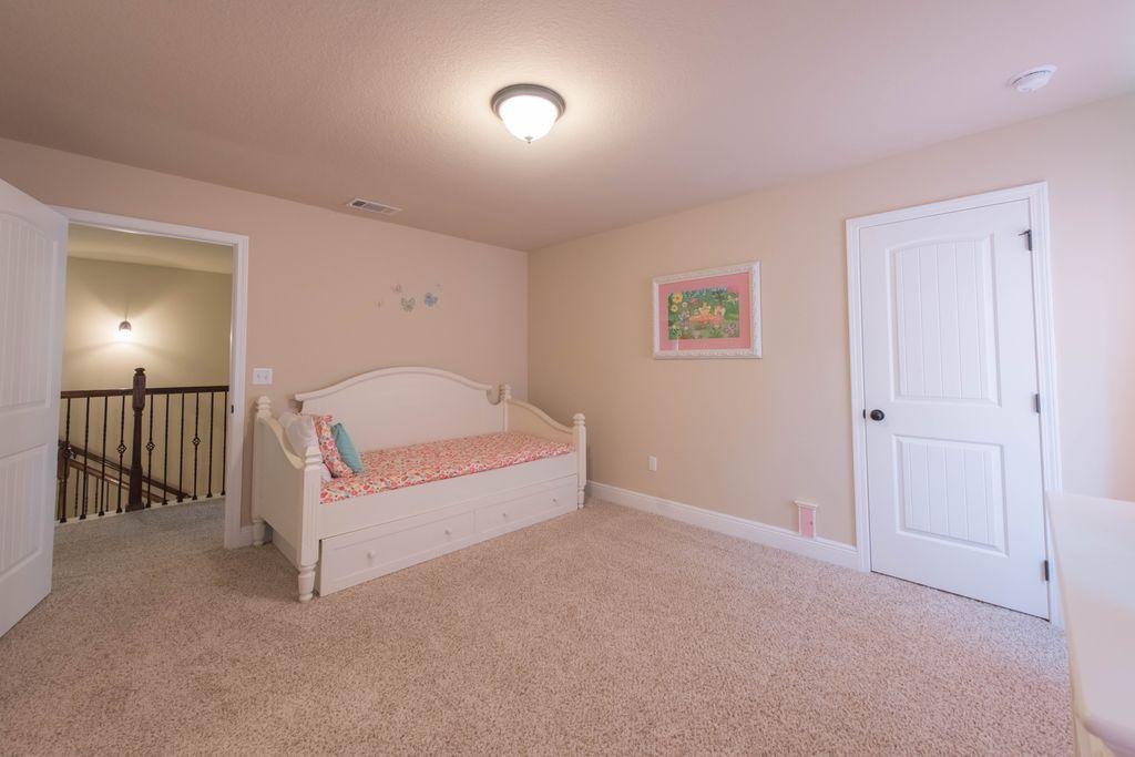 418 Windchime Way Freeport, FL 32439 - Photo 29 of 53 Bedroom 3