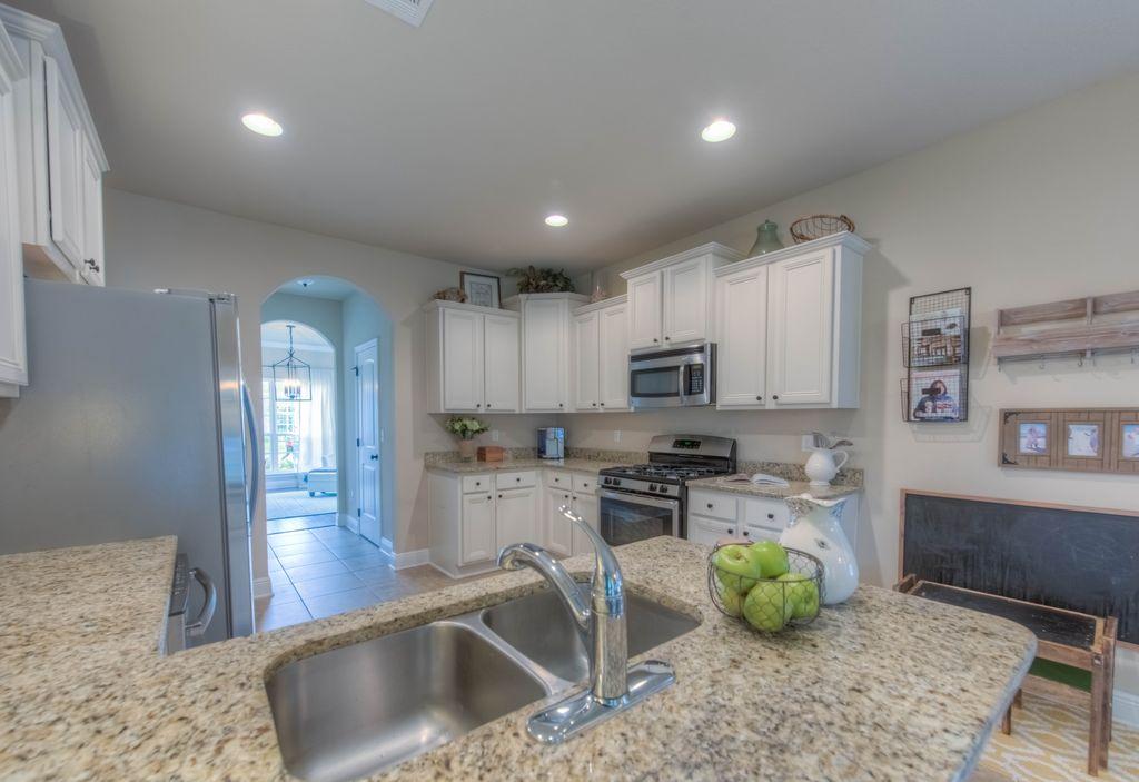 418 Windchime Way Freeport, FL 32439 - Photo 9 of 53 Kitchen