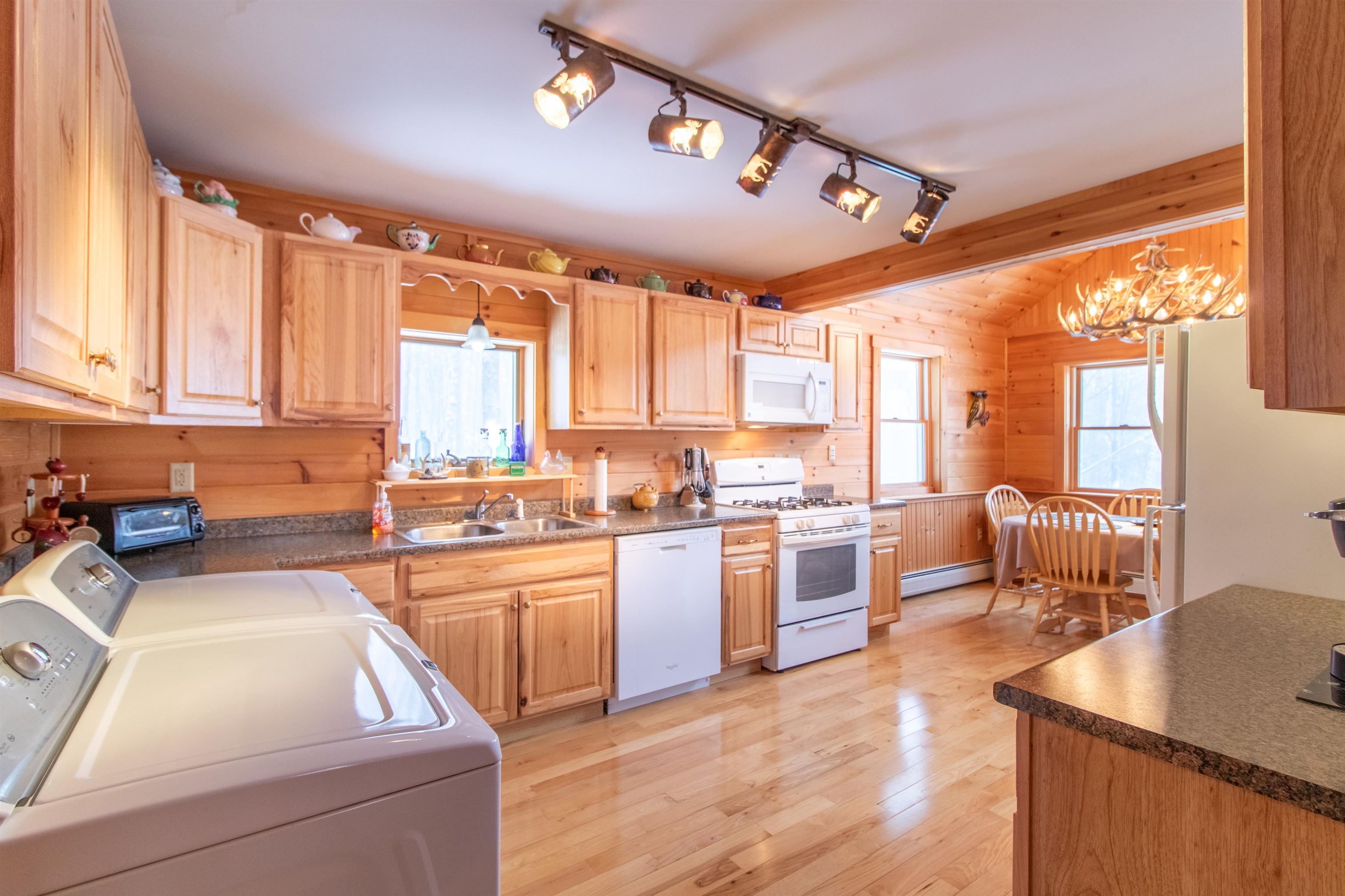 980 Paradis Mountain Road Brighton, VT 05846 - Photo 5 of 41 Gallery Image 5