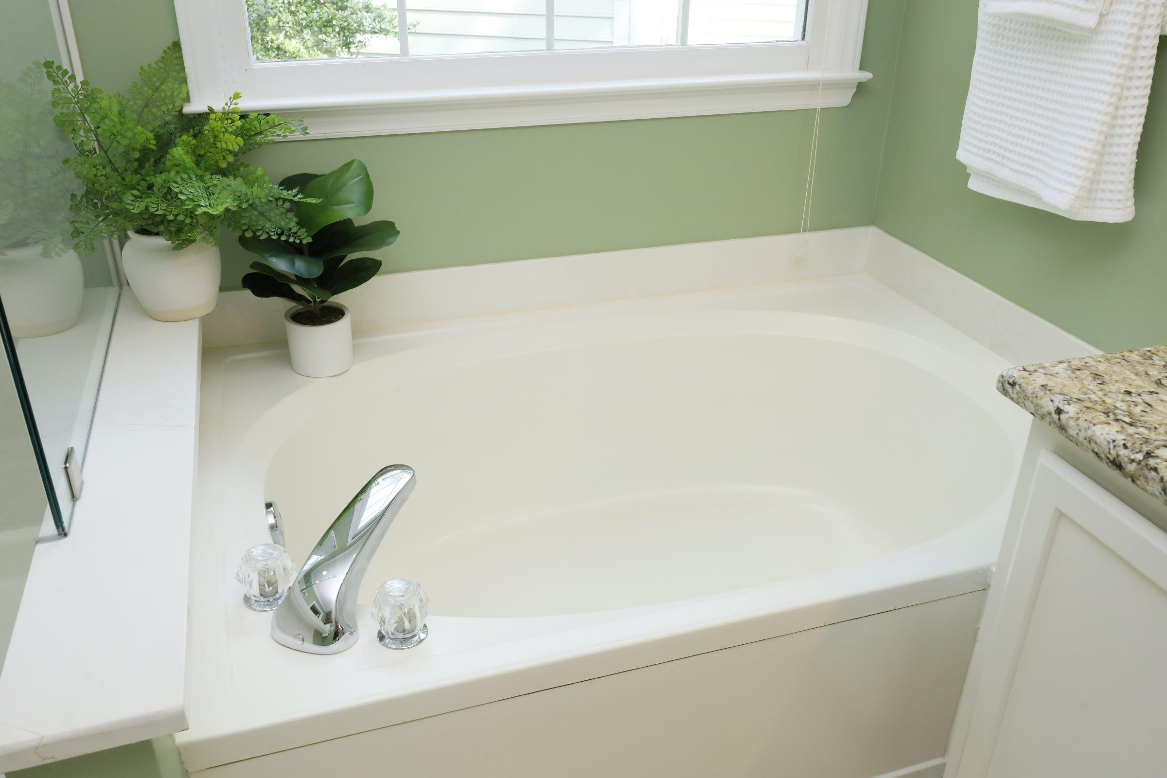 12204 Jarden Court Raleigh, NC 27613 - Photo 21 of 34 Master Bath/Spa