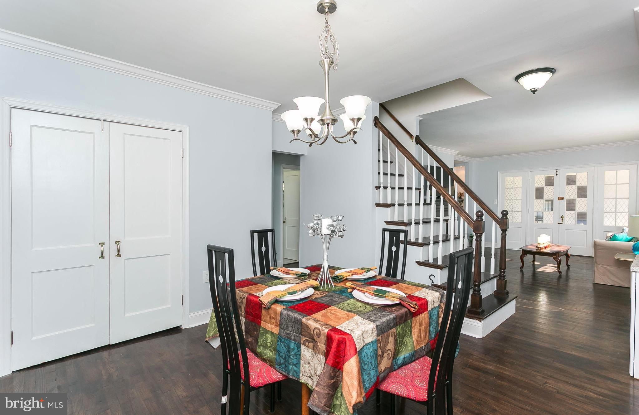 705 Brookwood Road Baltimore, MD 21229 - Photo 11 of 30 Dining Room