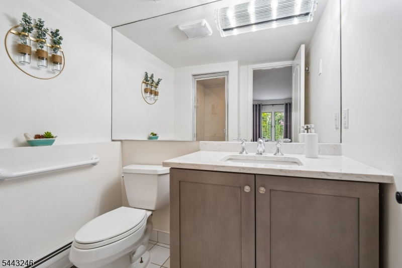 1 Archbridge Lane Springfield, NJ 07081 - Photo 28 of 37