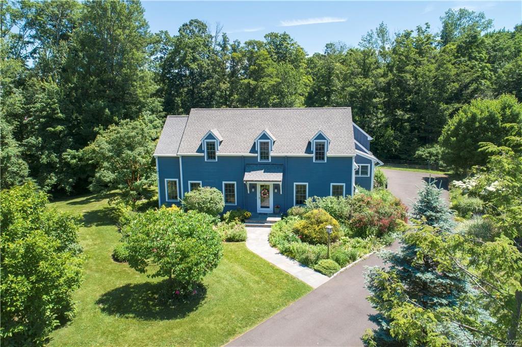 37 Griffith Lane Ridgefield, CT 06877 - Photo 1 of 1