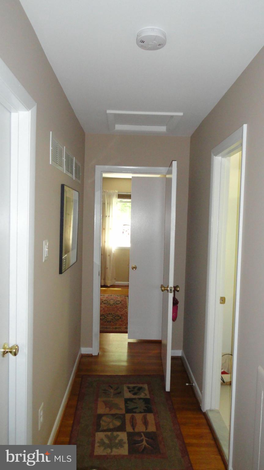 7125 Dryburgh Court Springfield, VA 22152 - Photo 16 of 30 Interior (General)